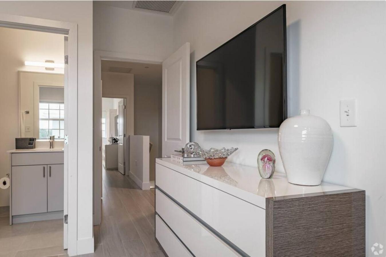 Dahlia - The Designer Townhome 레이크워쓰 외부 사진